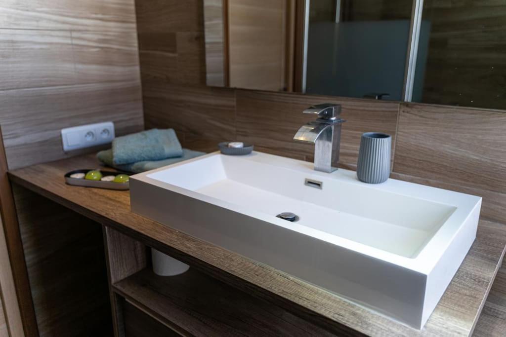 Appartement Proche Disneyland Et Paris Bussy-Saint-Georges Zewnętrze zdjęcie